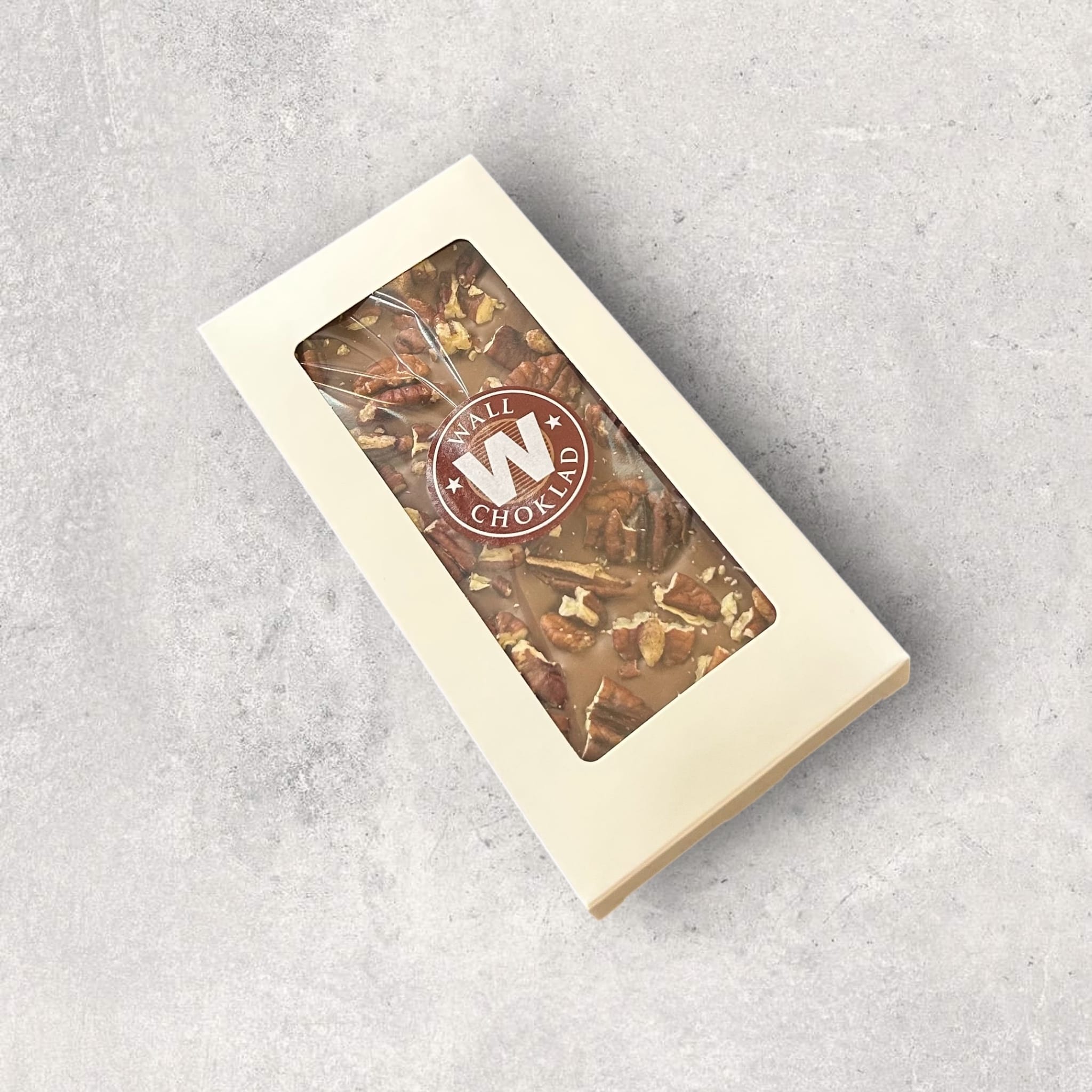 Chokladkaka, mjölkchoklad med pekannötter