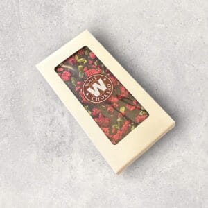 Chokladkaka, mörk choklad med hallon och pistagenötter